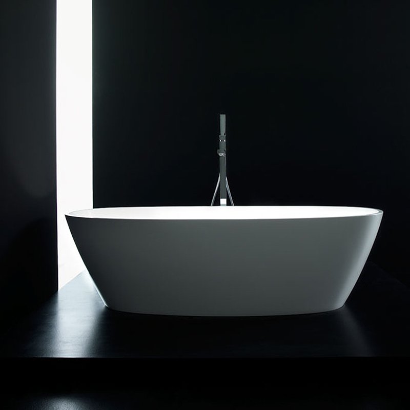 Badekar ios frittstående i vakkert minimalistisk stil. made in england
