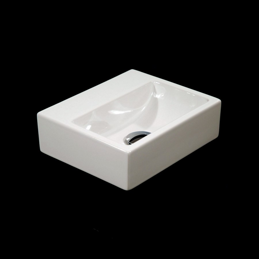Verdens minste servant i svart porsling. made in italy