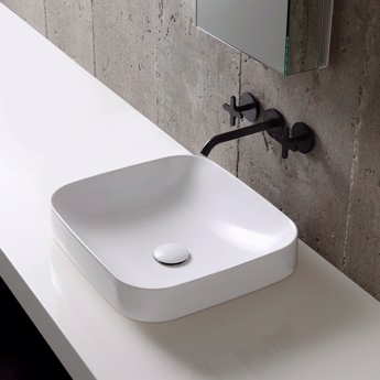 Servant i hvit porselen for bänkeplate i vakker design | Design4home