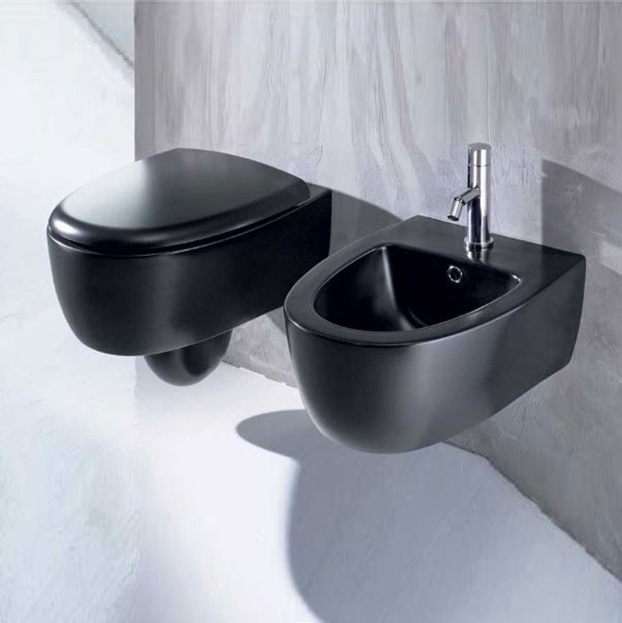 Mat svart oval Dot toalett. Made in Italy
